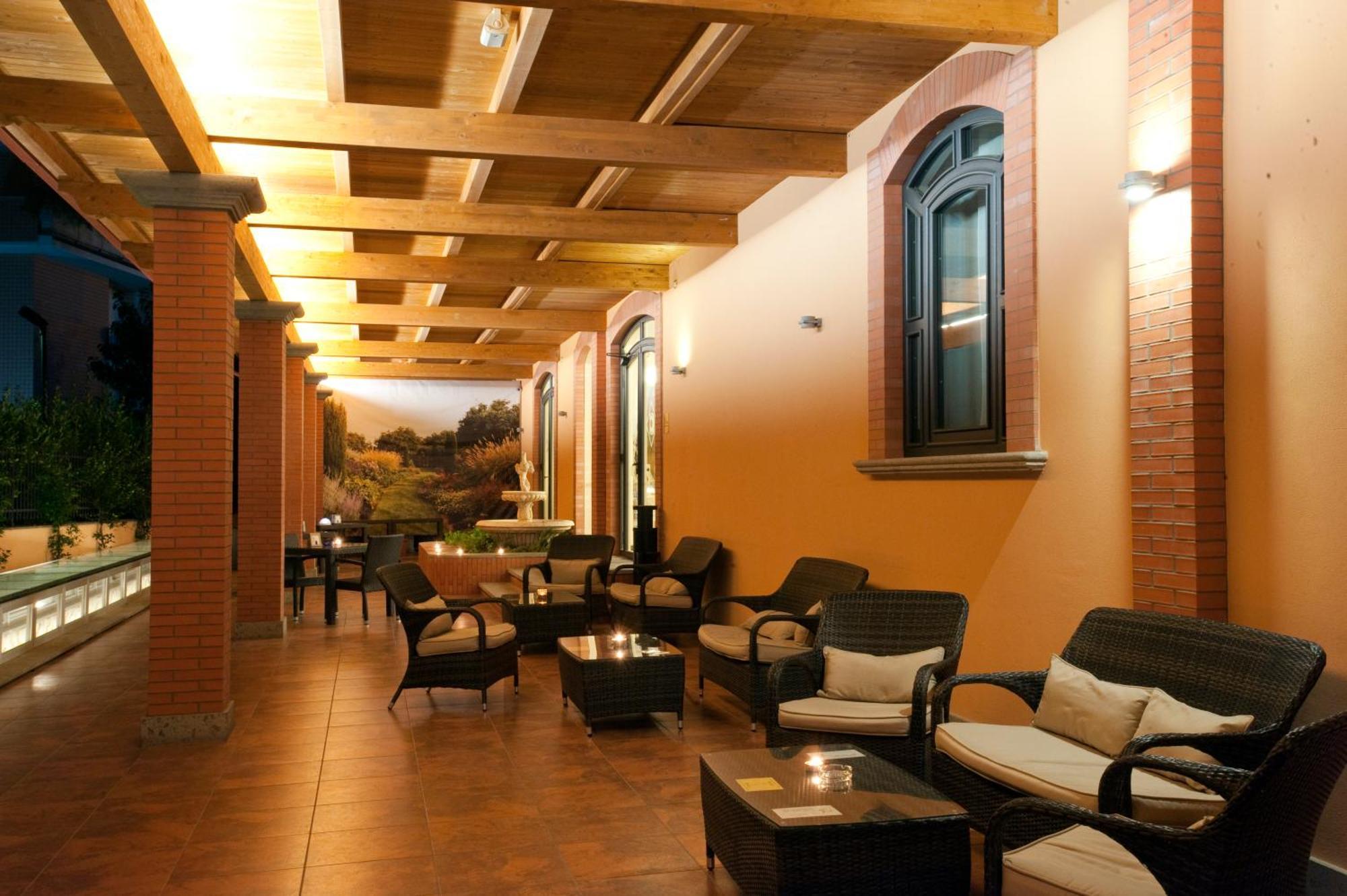 Oc Hotel Lunghezza Zewnętrze zdjęcie