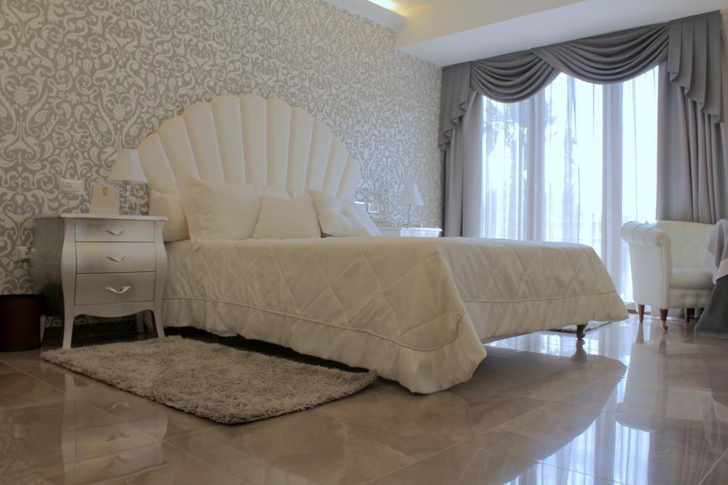 Oc Hotel Lunghezza Zewnętrze zdjęcie