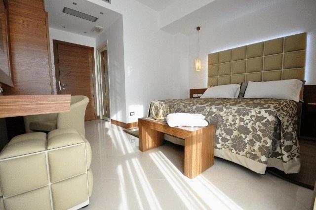 Oc Hotel Lunghezza Zewnętrze zdjęcie